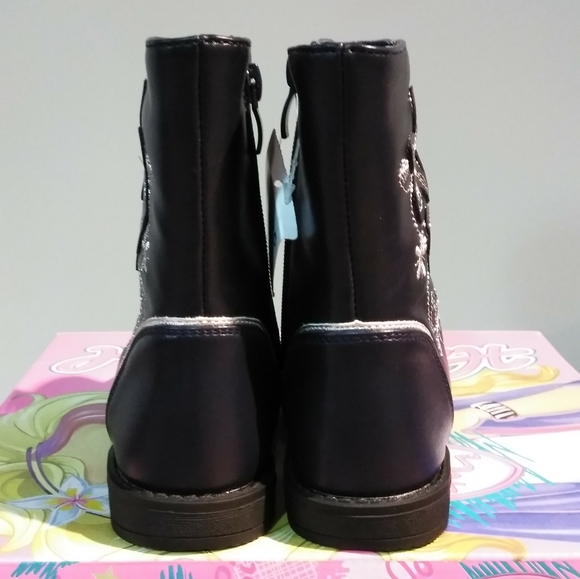 Adorable navy boots - Picture 3 of 8